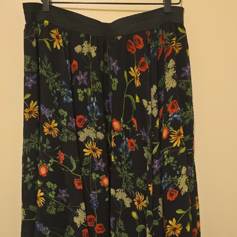 Torrid Black Skirt with Floral Design